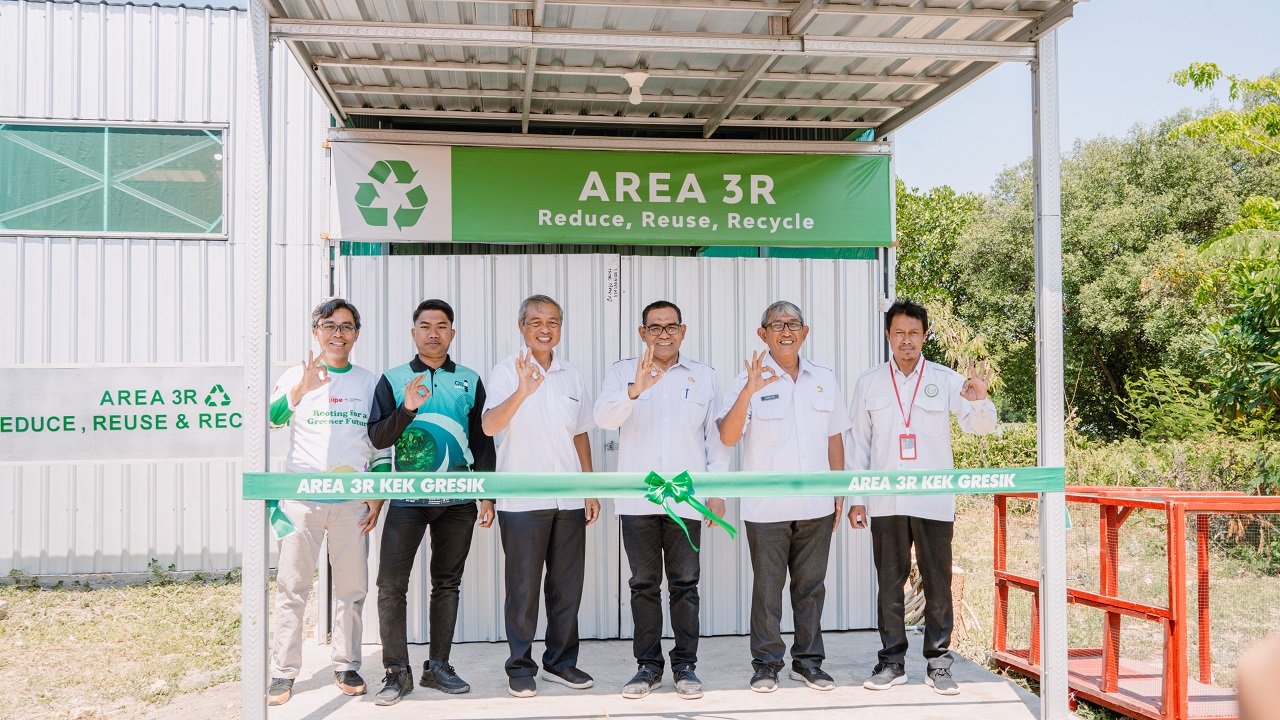 Officially Operated, 3R Area of JIIPE Gresik SEZ Contribute to Waste Reduction